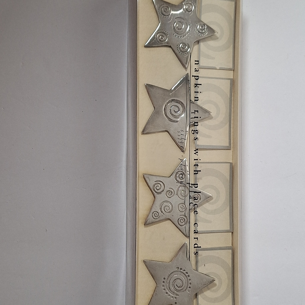 Pier One Star Napkin Rings 4 silver plate with 5 place card holders In box